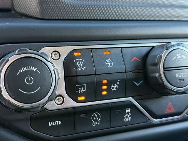 Certified 2021 Jeep Gladiator Mojave w/ LED Lighting Group AWD/4WD image 19