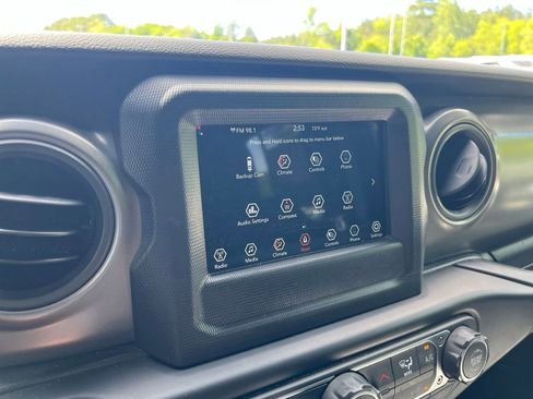 Used 2023 Jeep Wrangler Unlimited Sport AWD/4WD image 20