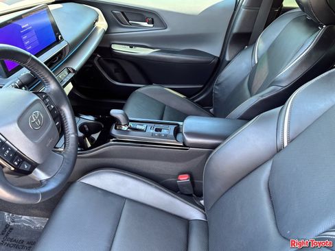 Certified 2024 Toyota Prius Limited w/ Limited Premium Package FWD image 21