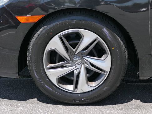 Used 2019 Honda Civic LX image 10