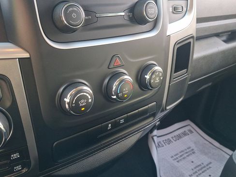 Used 2024 RAM 1500 Classic SLT AWD/4WD image 29