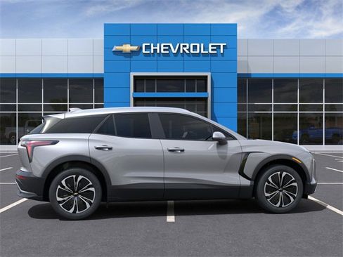 New 2025 Chevrolet Blazer EV LT image 5