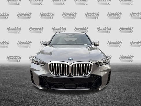 Used 2026 BMW X5 xDrive50e AWD/4WD image 3