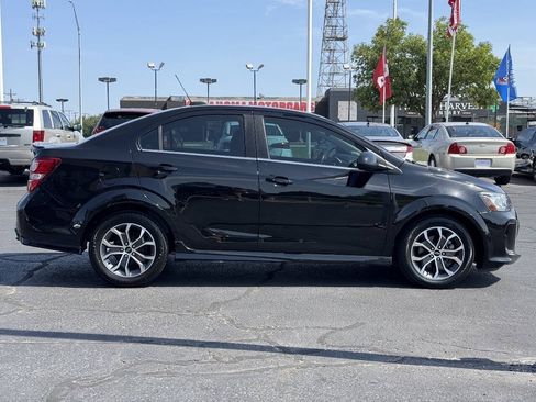 Used 2020 Chevrolet Sonic LT w/ Convenience Package FWD image 4