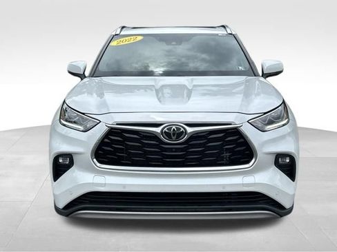 Used 2022 Toyota Highlander Platinum AWD/4WD image 8