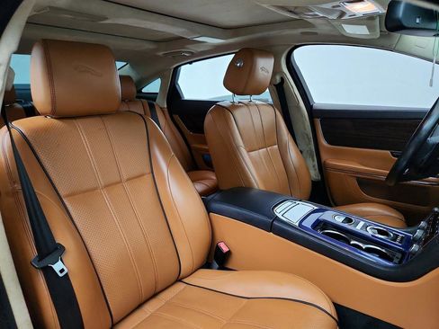 Used 2013 Jaguar XJ L Portfolio AWD/4WD image 27