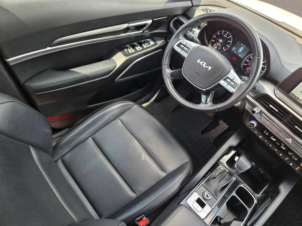 Used 2022 Kia Telluride LX FWD image 18