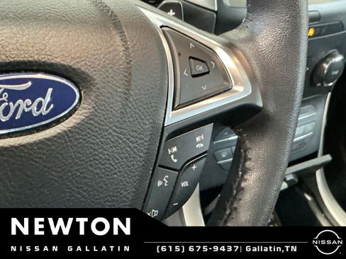 Used 2019 Ford Edge SEL w/ Equipment Group 201A AWD/4WD image 20
