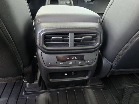 New 2026 Honda Pilot Touring image 25