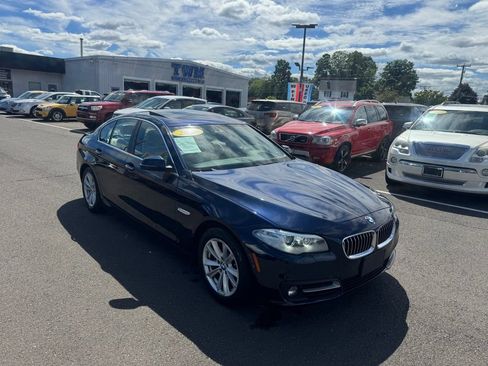 Used 2016 BMW 528i xDrive Sedan AWD/4WD image 3