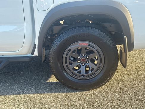 New 2026 Nissan Frontier PRO-4X w/ Pro-4x Convenience Package image 19