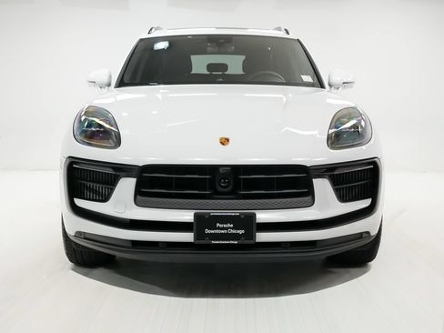 Certified 2026 Porsche Macan S AWD/4WD image 11
