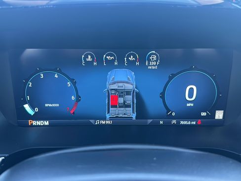 Used 2025 Ford F150 Lariat w/ Equipment Group 501A Mid image 25