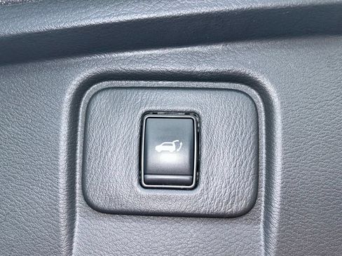 Used 2024 Nissan Murano SL w/ Cargo Package FWD image 22