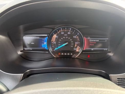 Used 2019 Ford Explorer XLT w/ Equipment Group 201A AWD/4WD image 21