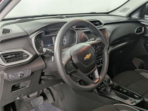 Used 2023 Chevrolet TrailBlazer LS w/ LPO, Blackout Package image 9