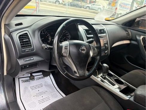 Used 2013 Nissan Altima 2.5 SV image 20