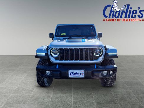 Used 2024 Jeep Wrangler Unlimited Rubicon 4xe image 2