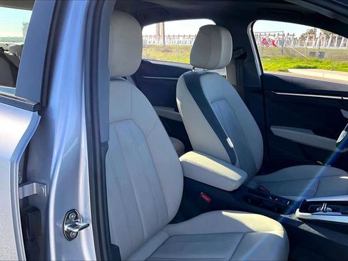 Used 2022 Audi A3 2.0T Premium image 8