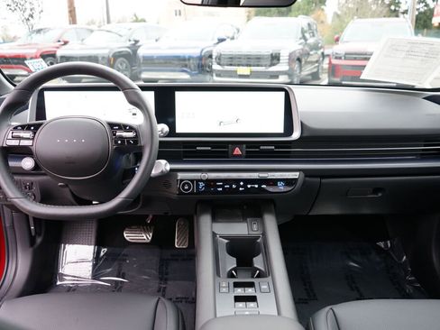 Certified 2025 Hyundai Ioniq 6 Limited image 18