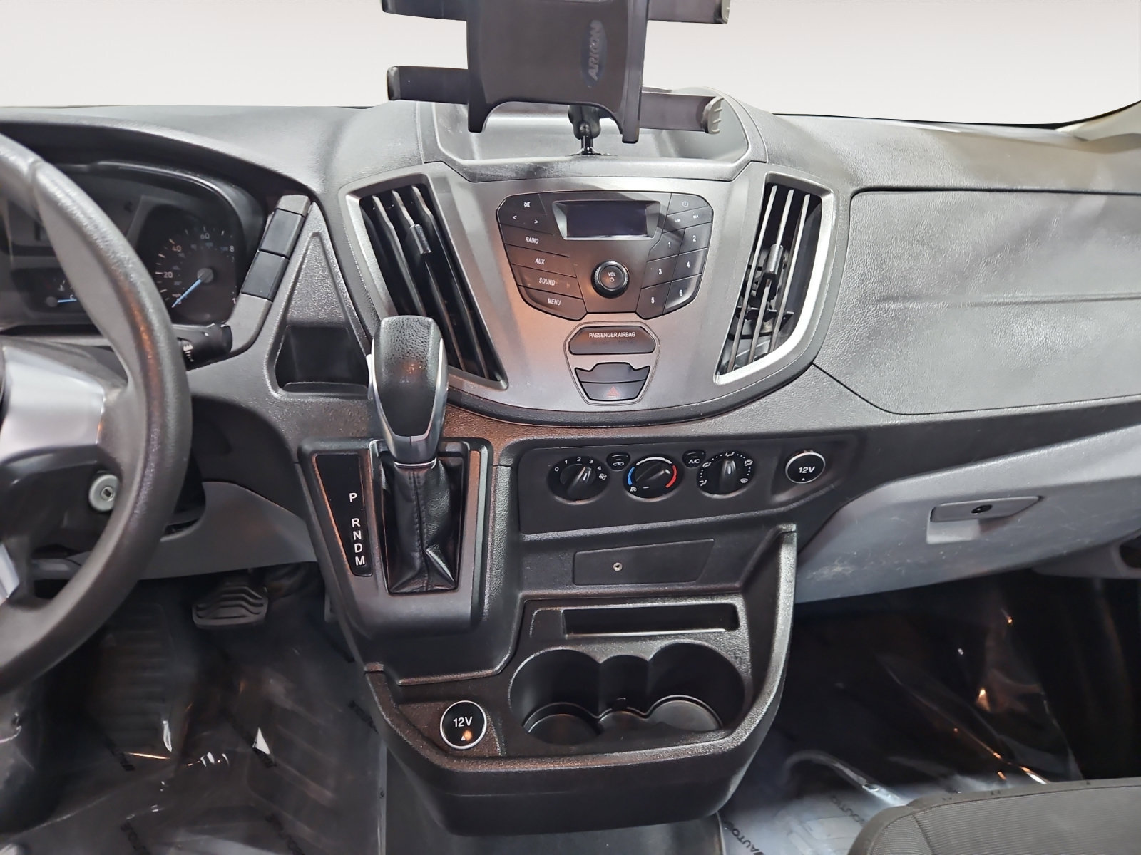 Used 2018 Ford Transit 250 130 Low Roof w/ Exterior Upgrade Package RWD image 11