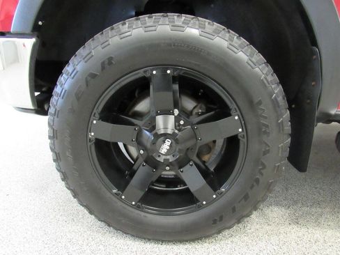 Used 2013 Ford F150 XLT w/ XLT Chrome Pkg image 10