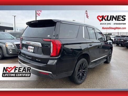 Used 2021 GMC Yukon SLT w/ SLT Premium Package image 11