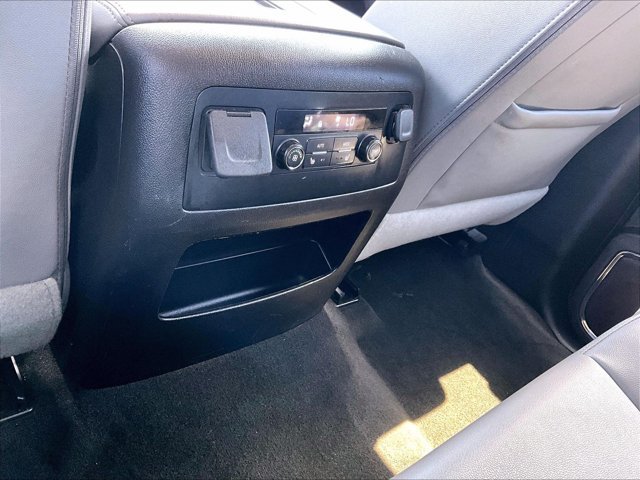 Used 2018 Chevrolet Tahoe LT w/ Luxury Package AWD/4WD image 22