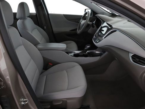 Used 2023 Chevrolet Malibu LT image 29