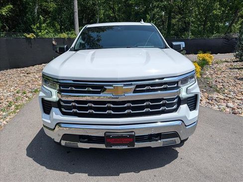 Used 2023 Chevrolet Silverado 1500 LTZ AWD/4WD image 8