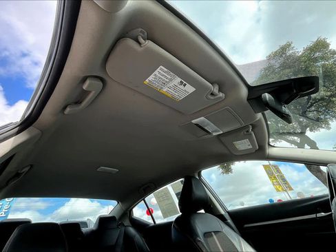 Used 2024 Nissan Altima 2.5 SR image 13