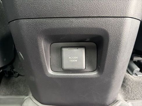 Used 2024 Toyota Grand Highlander Limited image 42