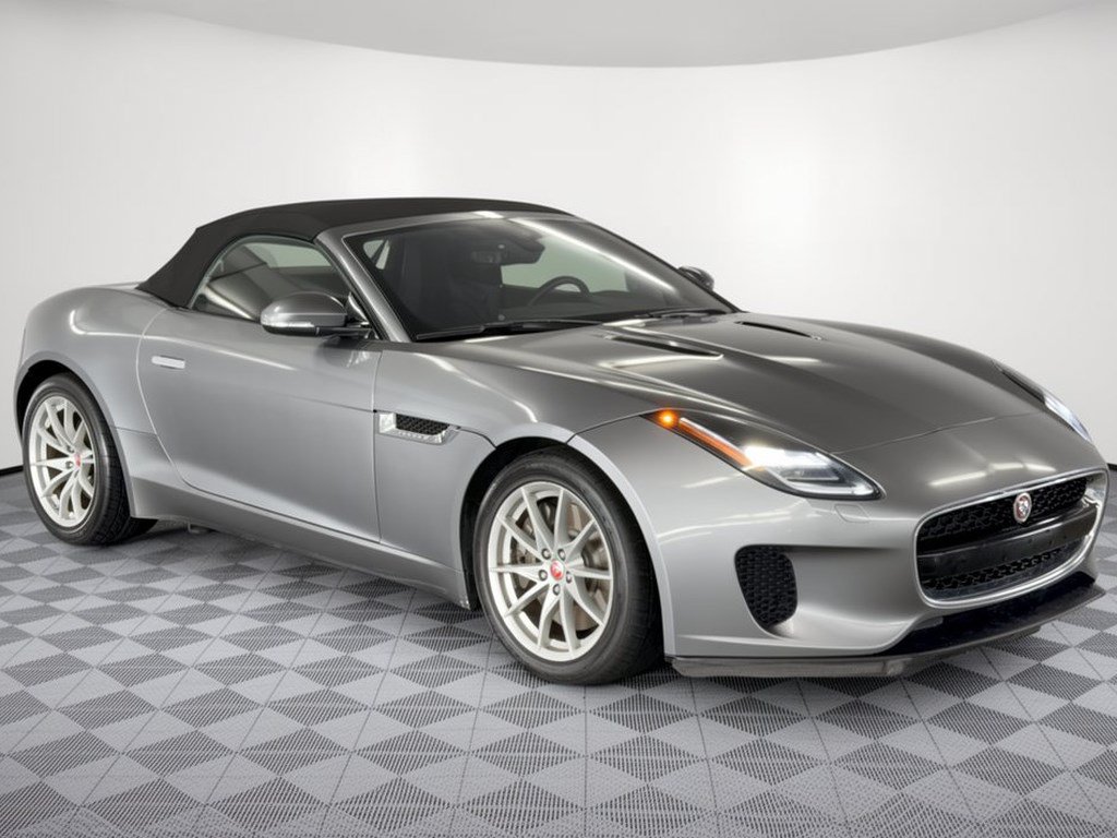 Used 2020 Jaguar F-TYPE Convertible RWD image 7