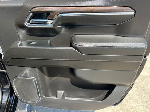 Used 2024 Chevrolet Silverado 1500 LT image 17