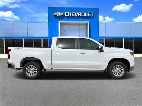 New 2026 Chevrolet Silverado 1500 LT image 2