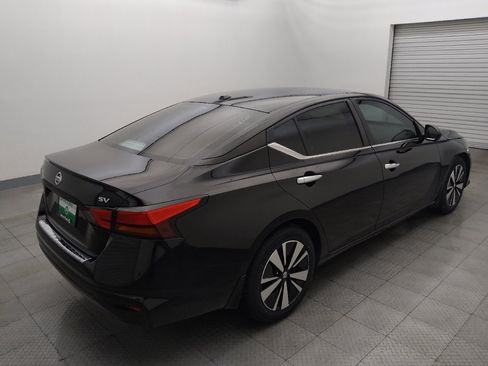 Used 2021 Nissan Altima 2.5 SV FWD image 9