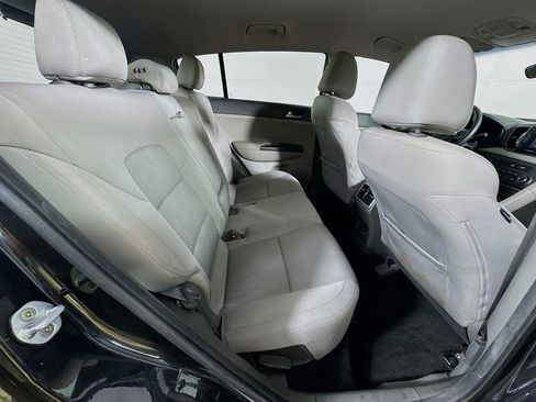 Used 2017 Kia Sportage LX w/ Option Group 012 FWD image 31