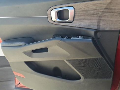 Used 2023 Kia Sorento EX w/ Panoramic Sunroof Package FWD image 19