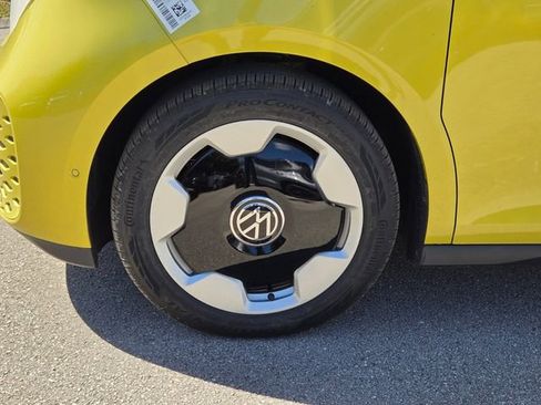 New 2025 Volkswagen ID. Buzz Pro S Plus image 10