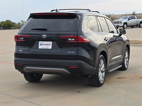 Used 2025 Toyota Grand Highlander Limited image 8