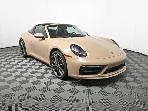 Certified 2023 Porsche 911 Targa 4S image 32