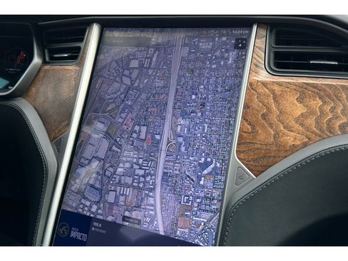 Used 2018 Tesla Model S 75D image 40