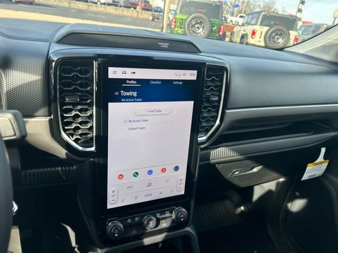 Used 2025 Ford Ranger XLT w/ Equipment Group 301A High image 35