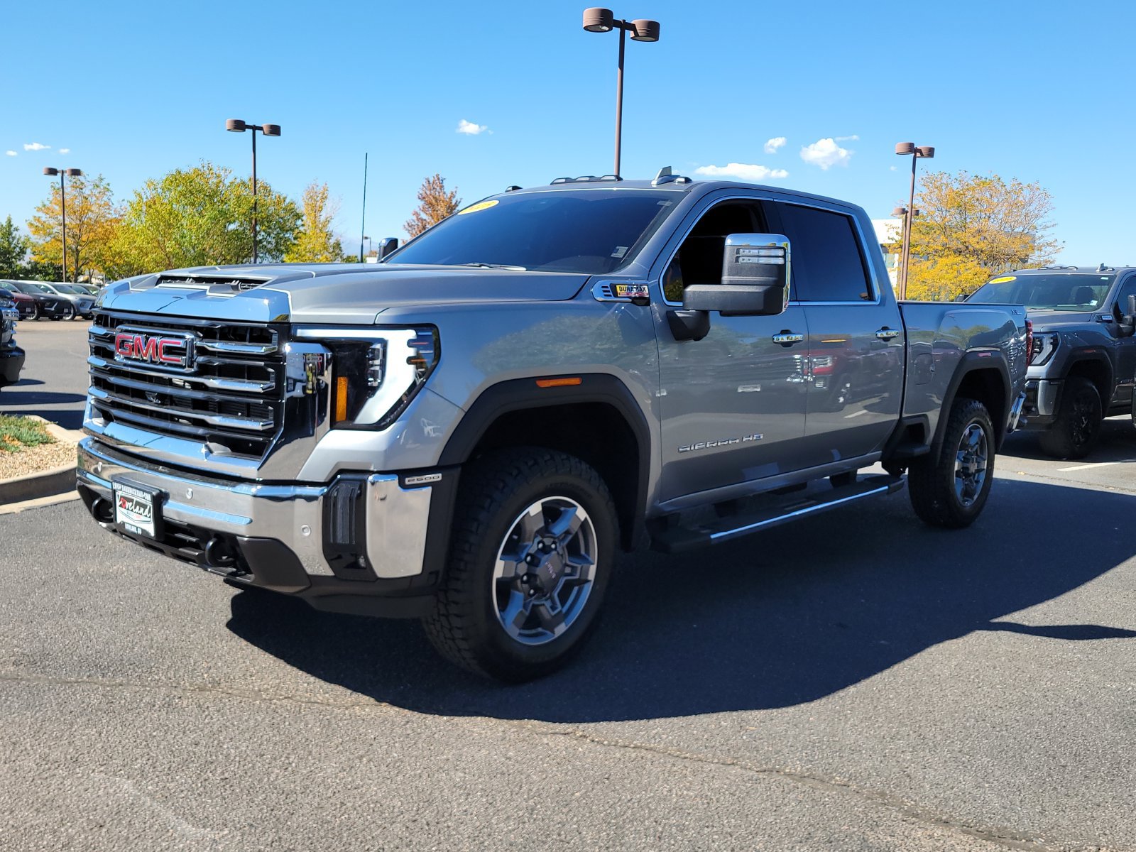 Used 2025 GMC Sierra 2500 SLT w/ SLT Premium Package AWD/4WD image 4