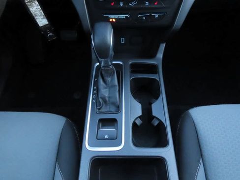 Used 2018 Ford Escape SE image 24