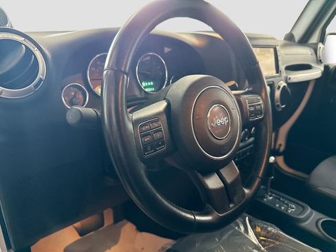 Used 2013 Jeep Wrangler Sahara w/ Dual Top Group AWD/4WD image 10