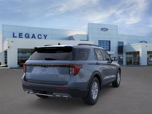 New 2026 Ford Explorer Active w/ Active Comfort Package image 8