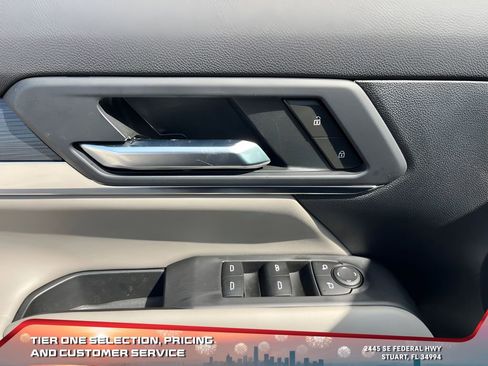 New 2025 GMC Terrain Elevation image 21