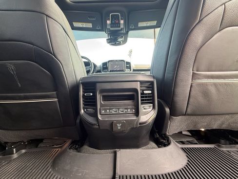 Used 2024 RAM 1500 Limited AWD/4WD image 22