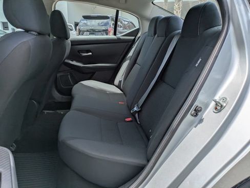 Used 2022 Nissan Sentra S FWD image 13